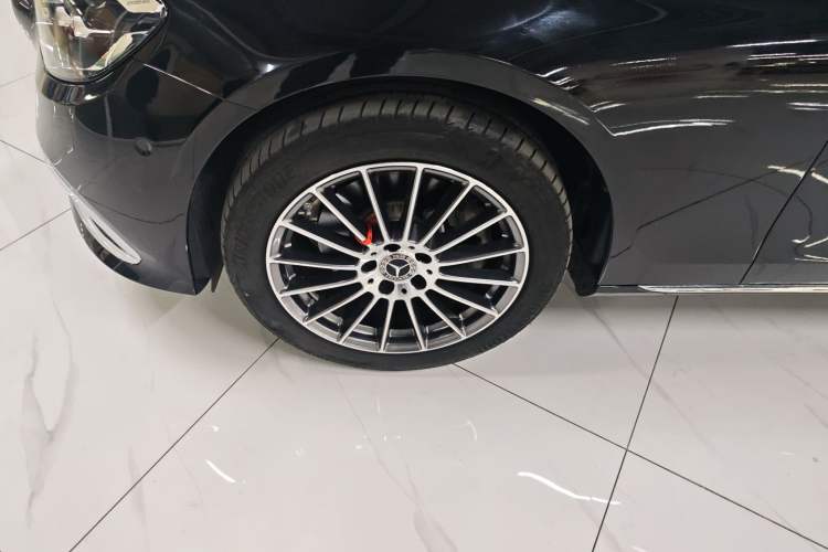 Used Mercedes-Benz E-Class 2023 E 260 L Exterior 7