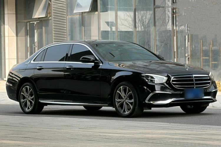 Used Mercedes-Benz E-Class 2023 E 300 L Sporty and Stylish Model Exterior 8