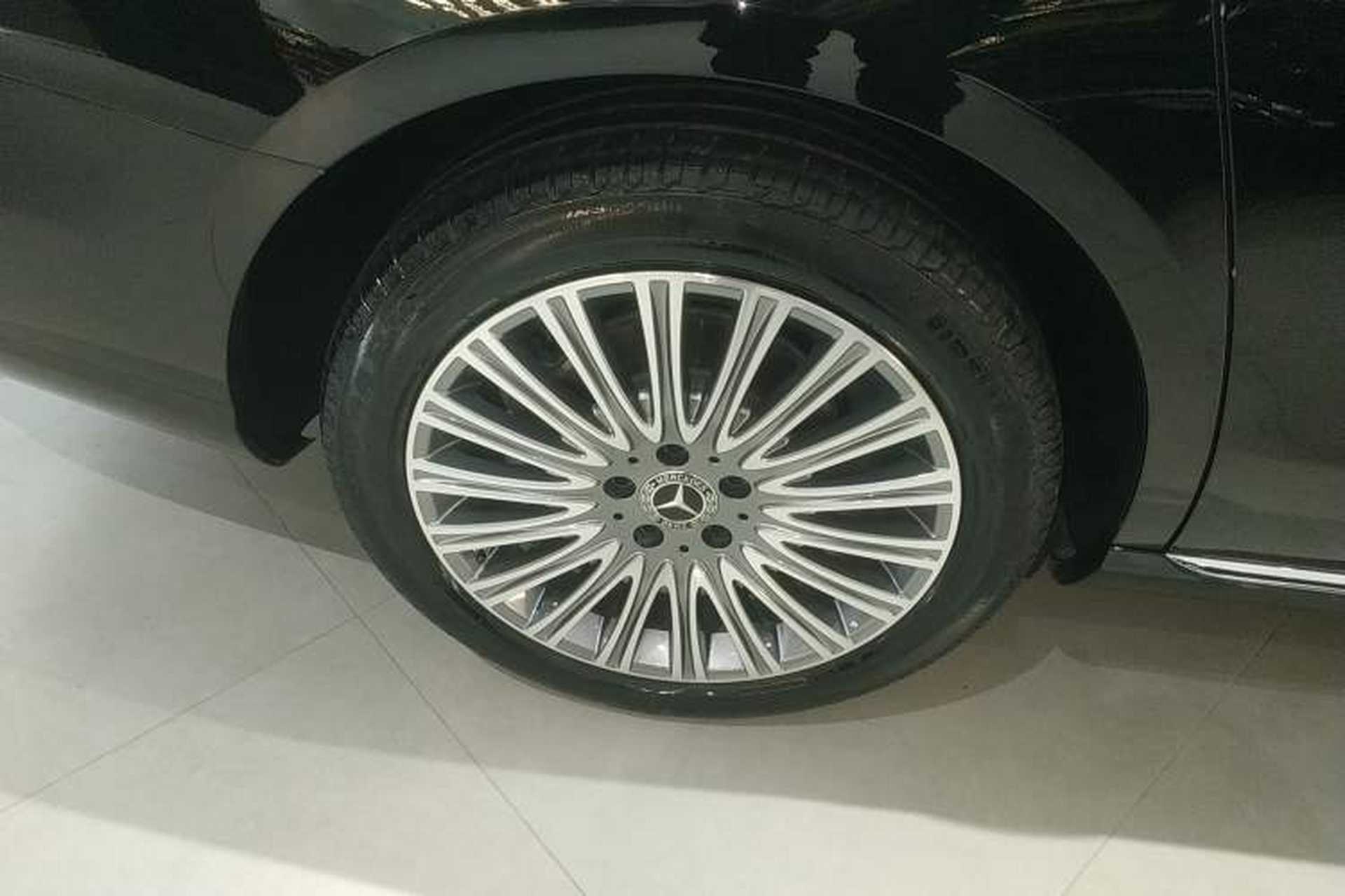 Used Mercedes-Benz E-Class 2023 Updated E 300 L Fashion Edition Exterior 8
