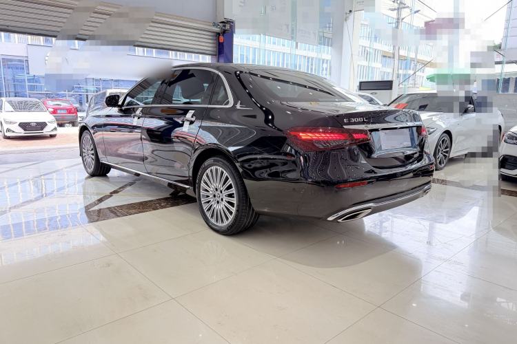 Used Mercedes-Benz E-Class 2023 Updated E 300 L Fashion Edition Exterior 8