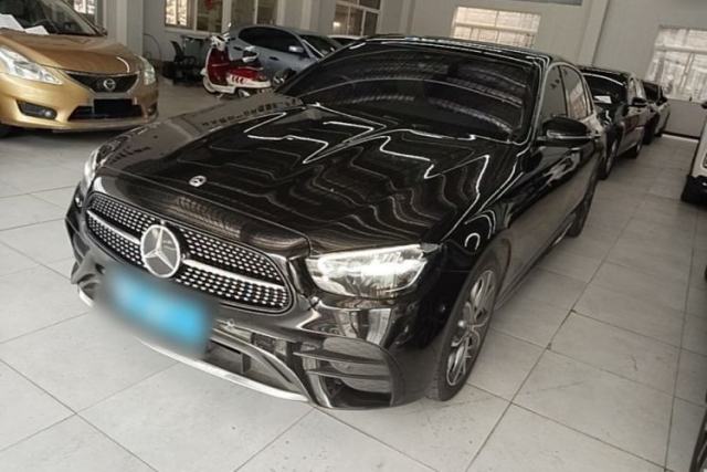 Ojetý Mercedes-Benz E-Class 2023 Restyled E 300 L Sporty and Stylish Edition