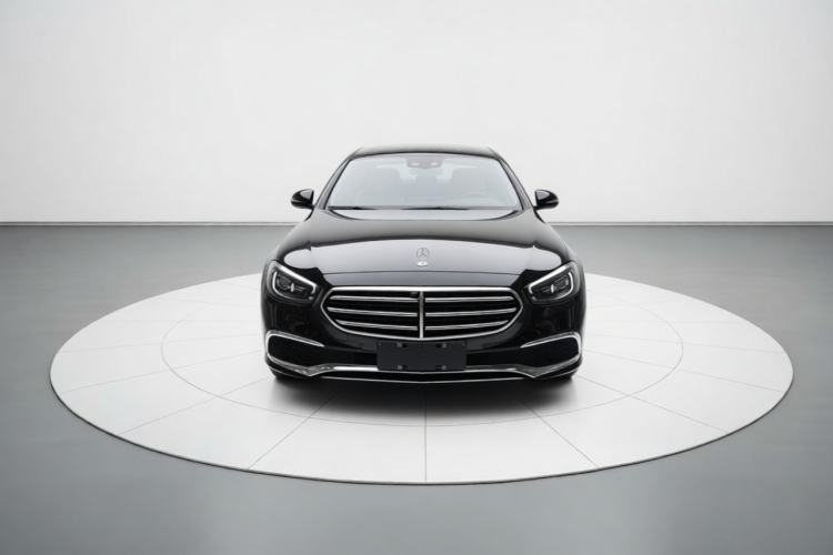 Used Mercedes-Benz E-Class 2023 Updated E 300 L Fashion Edition Front