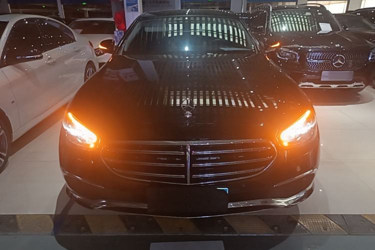 Used Mercedes-Benz E-Class 2023 Updated E 300 L Luxury Edition Front