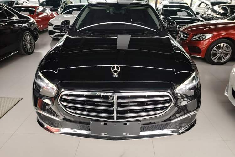 Used Mercedes-Benz E-Class 2023 Updated E 300 L Fashion Edition Front