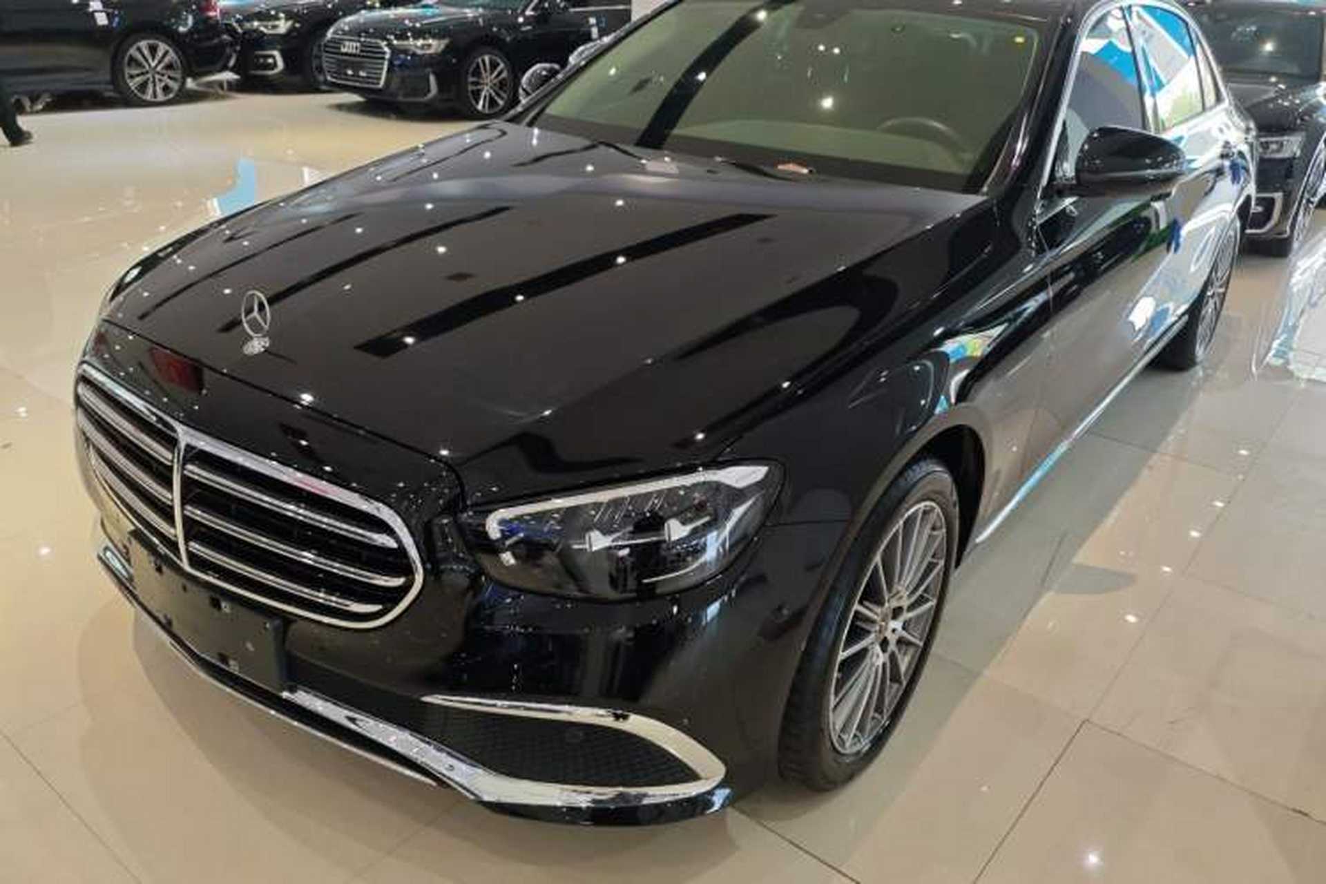 Used Mercedes-Benz E-Class 2023 Facelift E 260 L Front Left 45 Deg