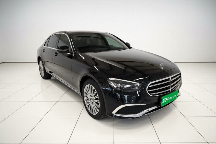 Used Mercedes-Benz E-Class 2023 Updated E 300 L Fashion Edition Front Right 45 Deg
