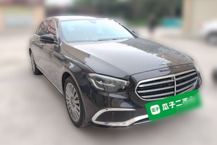 Used Mercedes-Benz E-Class 2023 Updated E 300 L Luxury Edition Front Right 45 Deg