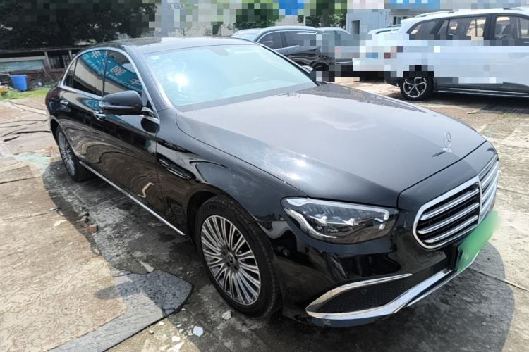 Used Mercedes-Benz E-Class 2023 Updated E 300 L Fashion Edition Front Right 45 Deg