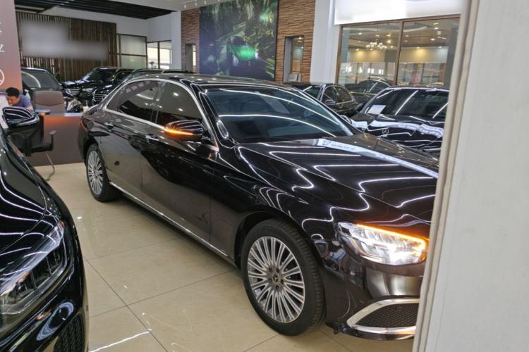 Used Mercedes-Benz E-Class 2023 E 300 L Luxury Model Front Right 45 Deg
