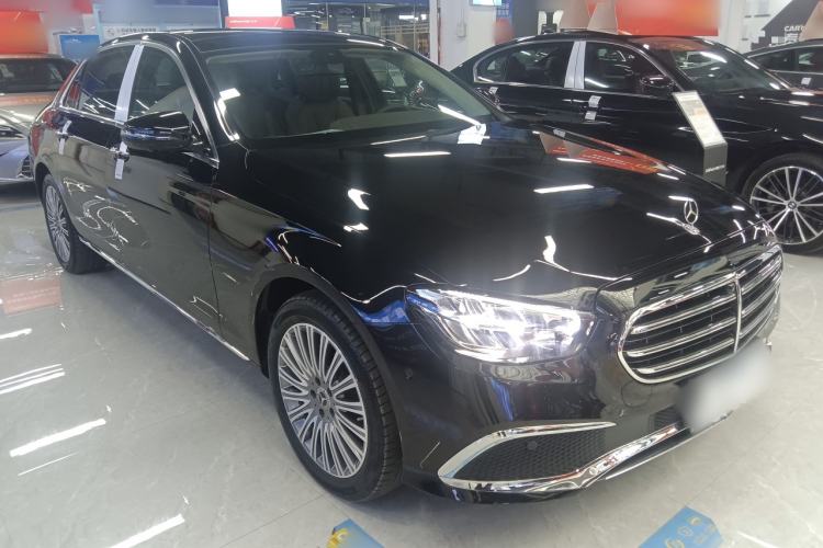 Used Mercedes-Benz E-Class 2023 Updated E 300 L Fashion Edition Front Right 45 Deg
