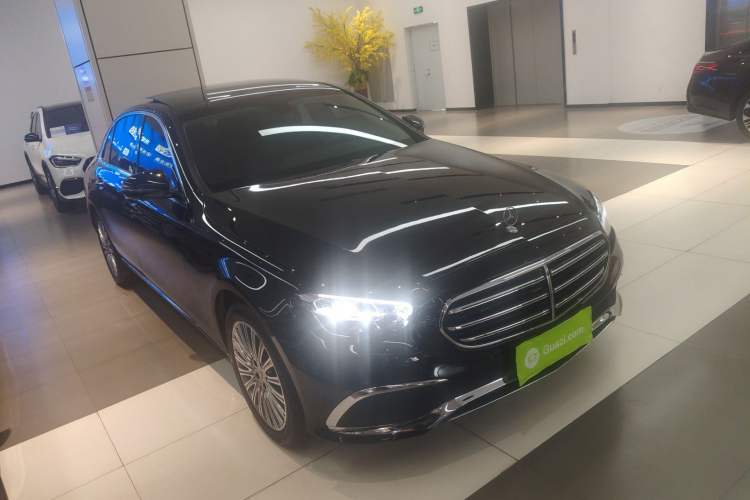 Used Mercedes-Benz E-Class 2023 Updated E 300 L Fashion Edition Front Right 45 Deg