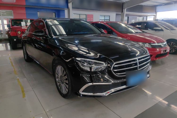 Used Mercedes-Benz E-Class 2023 Updated E 300 L Fashion Edition Front Right 45 Deg