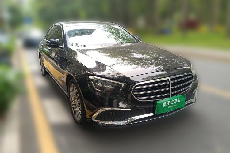 Used Mercedes-Benz E-Class 2023 Updated E 300 L Fashion Edition Front Right 45 Deg