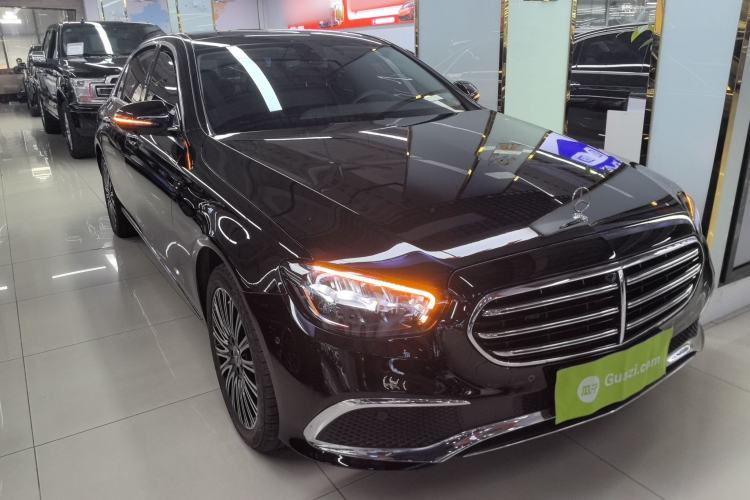 Used Mercedes-Benz E-Class 2023 Updated E 300 L Luxury Edition Front Right 45 Deg