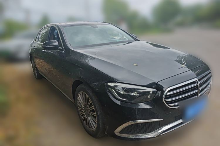 Used Mercedes-Benz E-Class 2023 Updated E 300 L Fashion Edition Front Right 45 Deg