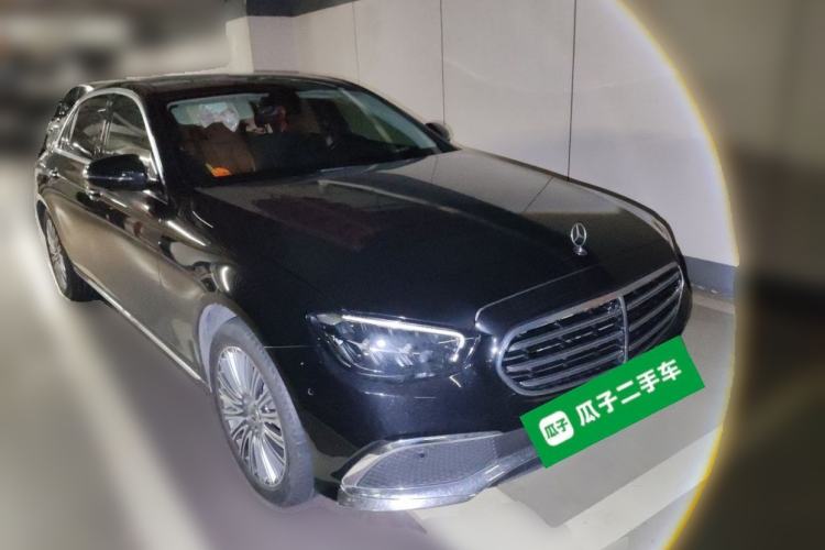 Used Mercedes-Benz E-Class 2023 Updated E 300 L Luxury Edition Front Right 45 Deg