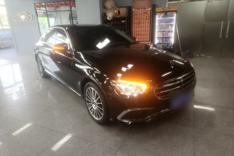 Used Mercedes-Benz E-Class 2023 E 260 L Front Right 45 Deg