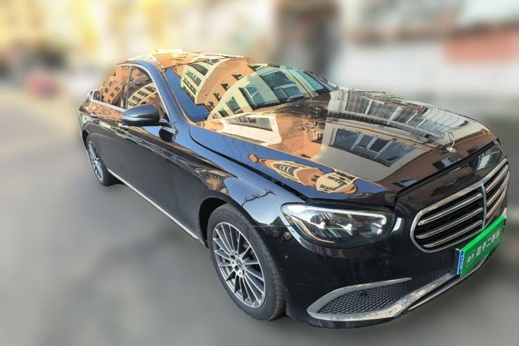 Used Mercedes-Benz E-Class 2023 Facelift E 260 L Front Right 45 Deg