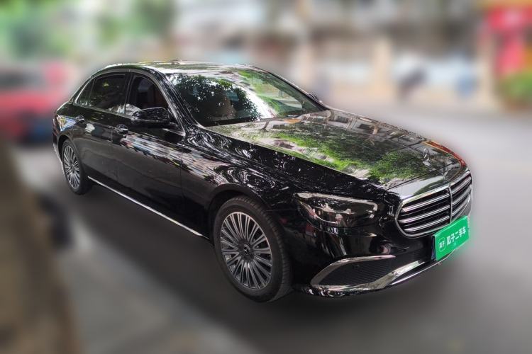 Used Mercedes-Benz E-Class 2023 Updated E 300 L Luxury Edition Front Right 45 Deg