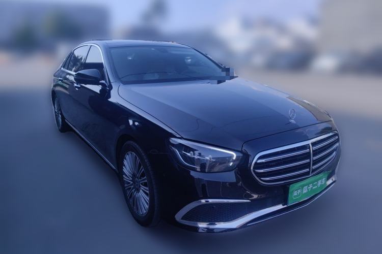 Used Mercedes-Benz E-Class 2023 Updated E 300 L Luxury Edition Front Right 45 Deg