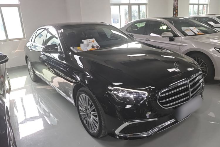 Used Mercedes-Benz E-Class 2023 Updated E 300 L Luxury Edition Front Right 45 Deg