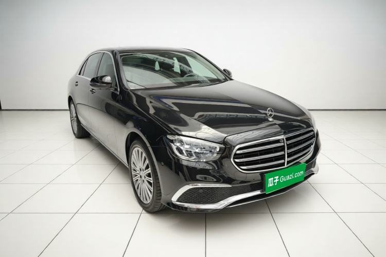 Used Mercedes-Benz E-Class 2023 Updated E 300 L Fashion Edition Front Right 45 Deg