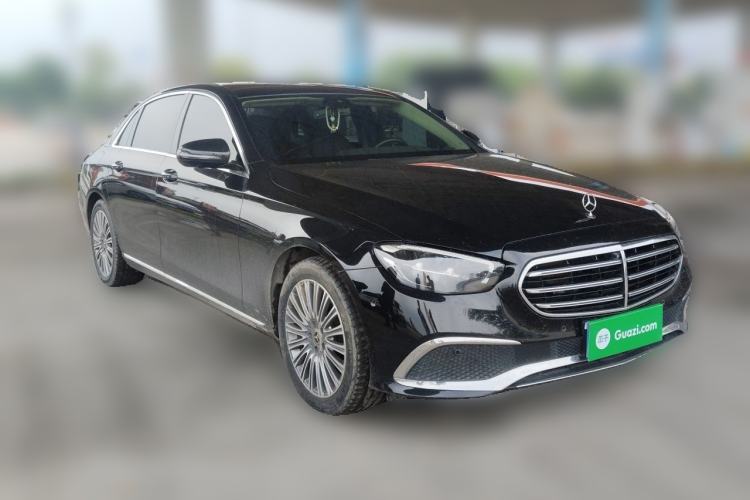 Used Mercedes-Benz E-Class 2023 Updated E 300 L Fashion Edition Front Right 45 Deg