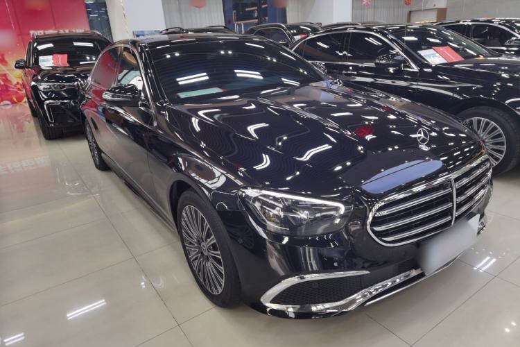 Used Mercedes-Benz E-Class 2023 Restyled E 300 L Sport Luxury Edition Front Right 45 Deg
