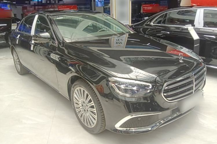 Used Mercedes-Benz E-Class 2023 Updated E 300 L Fashion Edition Front Right 45 Deg