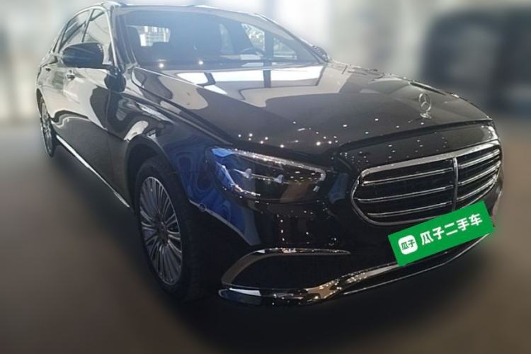 Used Mercedes-Benz E-Class 2023 Updated E 300 L Luxury Edition Front Right 45 Deg