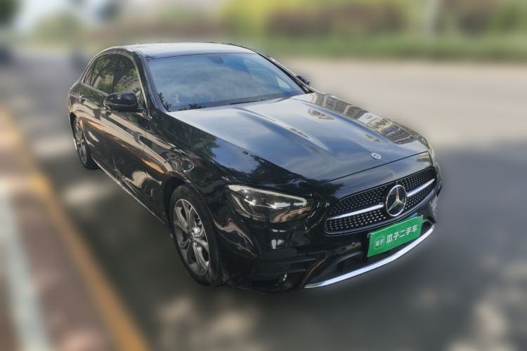 Used Mercedes-Benz E-Class 2023 Restyled E 300 L Sport Luxury Edition Front Right 45 Deg