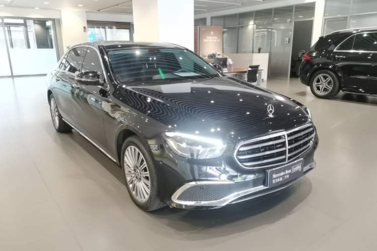 Used Mercedes-Benz E-Class 2023 E 300 L Sport Luxury Edition Front Right 45 Deg