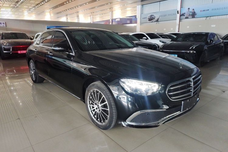 Used Mercedes-Benz E-Class 2023 E 260 L Front Right 45 Deg