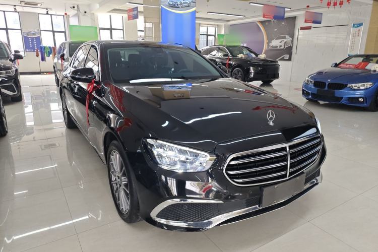 Used Mercedes-Benz E-Class 2023 Facelift E 260 L Front Right 45 Deg