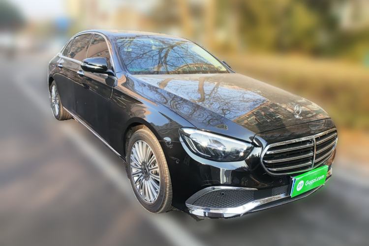 Used Mercedes-Benz E-Class 2023 Updated E 300 L Luxury Edition Front Right 45 Deg