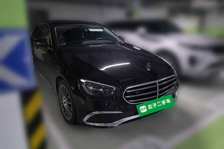 Used Mercedes-Benz E-Class 2023 Facelift E 260 L Front Right 45 Deg
