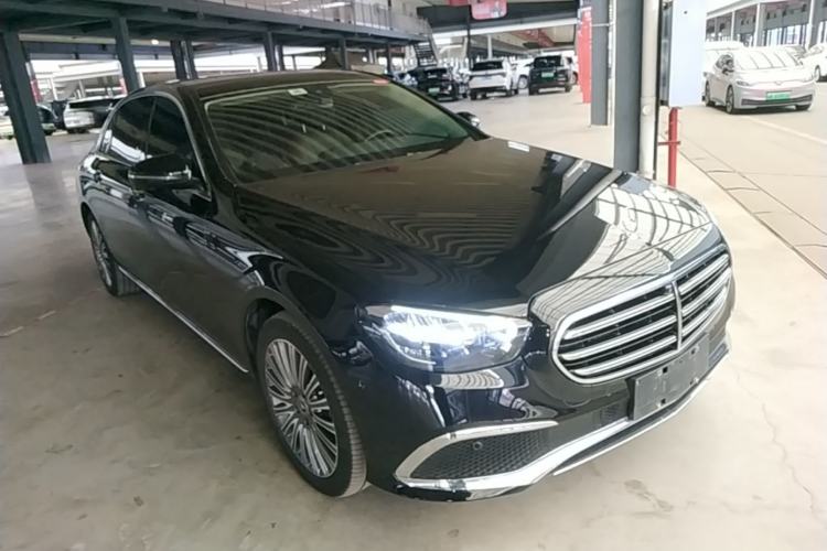 Used Mercedes-Benz E-Class 2023 Updated E 300 L Luxury Edition Front Right 45 Deg