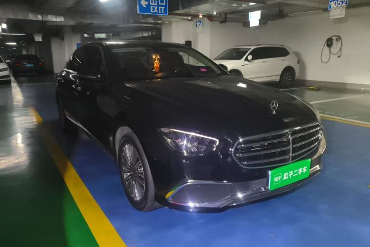 Used Mercedes-Benz E-Class 2023 Updated E 300 L Fashion Edition Front Right 45 Deg