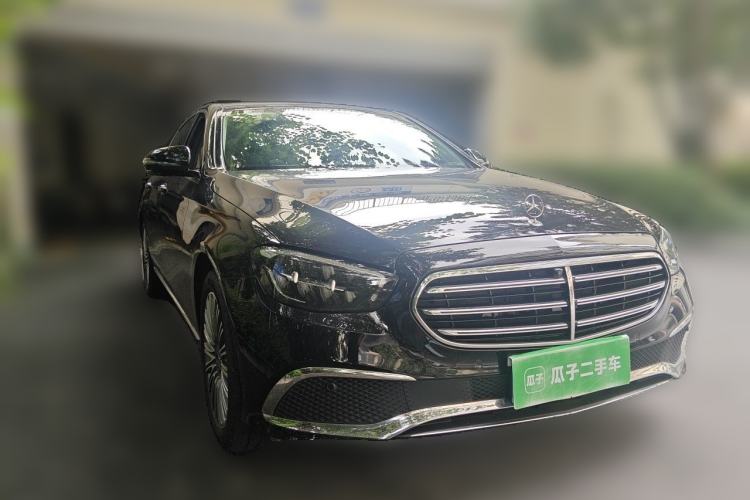 Used Mercedes-Benz E-Class 2023 E 300 L Luxury Model Front Right 45 Deg