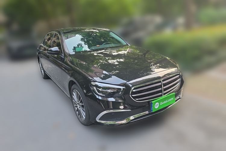 Used Mercedes-Benz E-Class 2023 Facelift E 260 L Front Right 45 Deg