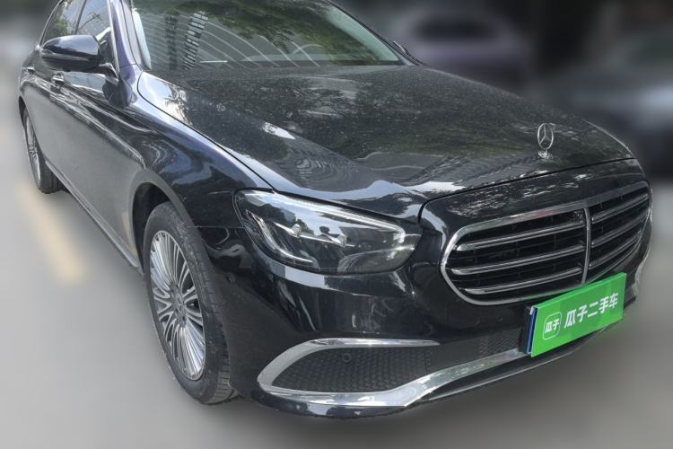 Used Mercedes-Benz E-Class 2023 Updated E 300 L Fashion Edition Front Right 45 Deg
