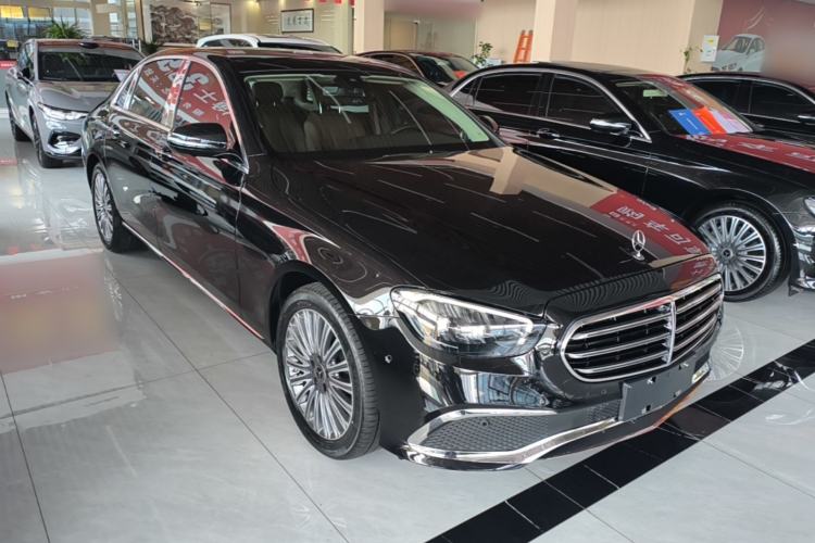 Used Mercedes-Benz E-Class 2023 Updated E 300 L Luxury Edition Front Right 45 Deg