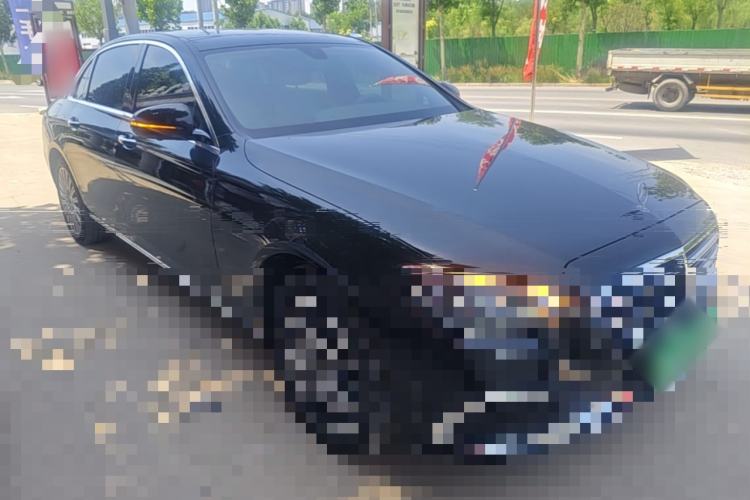 Used Mercedes-Benz E-Class 2023 Updated E 300 L Fashion Edition Front Right 45 Deg