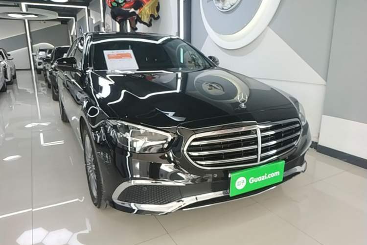 Used Mercedes-Benz E-Class 2023 Updated E 300 L Fashion Edition Front Right 45 Deg