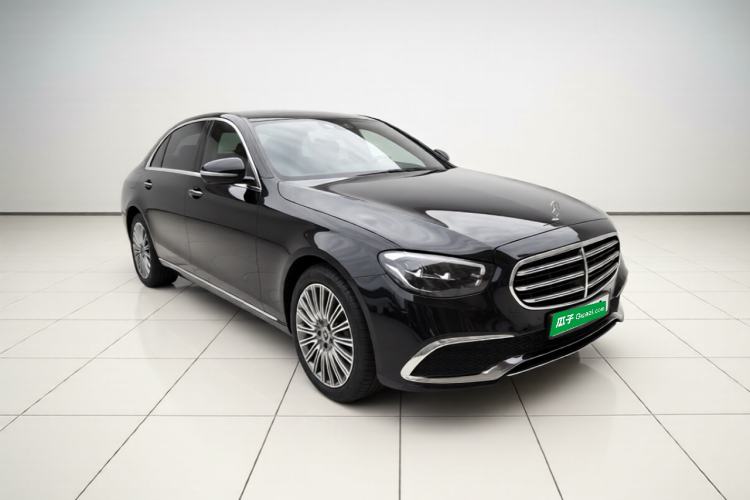 Used Mercedes-Benz E-Class 2023 Updated E 300 L Fashion Edition Front Right 45 Deg