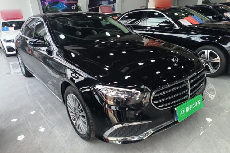 Used Mercedes-Benz E-Class 2023 Updated E 300 L Luxury Edition Front Right 45 Deg