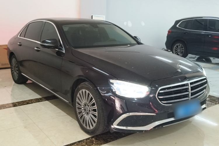 Used Mercedes-Benz E-Class 2023 Updated E 300 L Luxury Edition Front Right 45 Deg