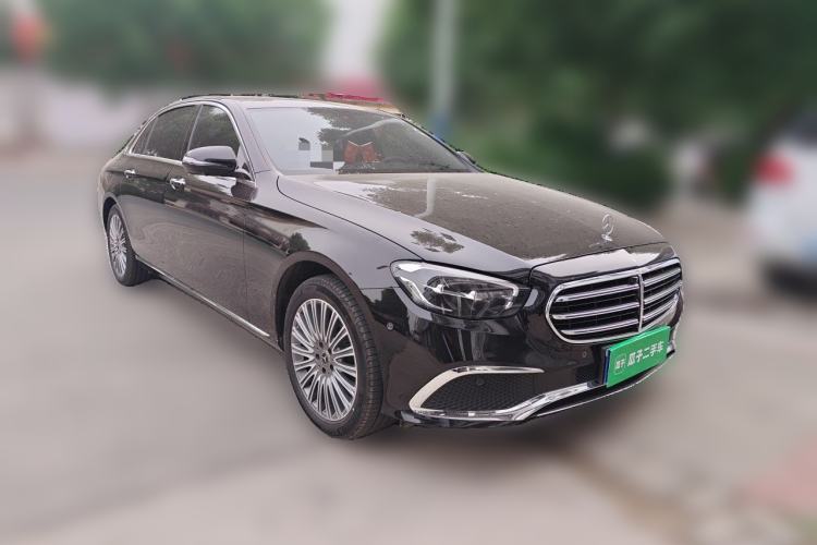 Used Mercedes-Benz E-Class 2023 Updated E 300 L Fashion Edition Front Right 45 Deg