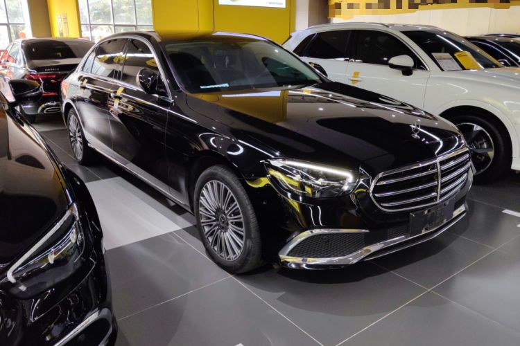 Used Mercedes-Benz E-Class 2023 Updated E 300 L Fashion Edition Front Right 45 Deg