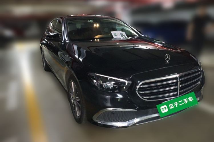 Used Mercedes-Benz E-Class 2023 Facelift E 260 L Front Right 45 Deg